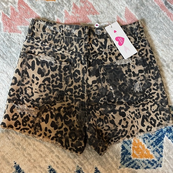 NWT Buddylove Peyton Shorts Cheetah 29 - Picture 4 of 4